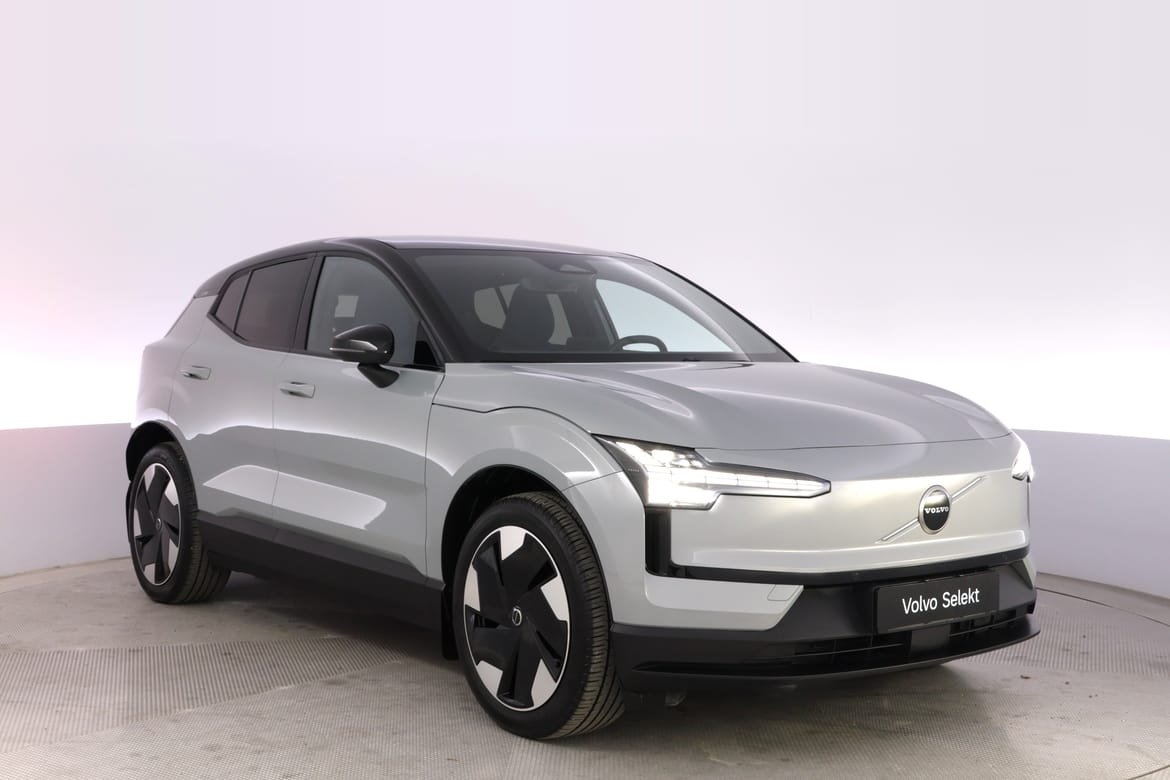 Volvo EX30 Extended Range Plus 2025, bild 6/10