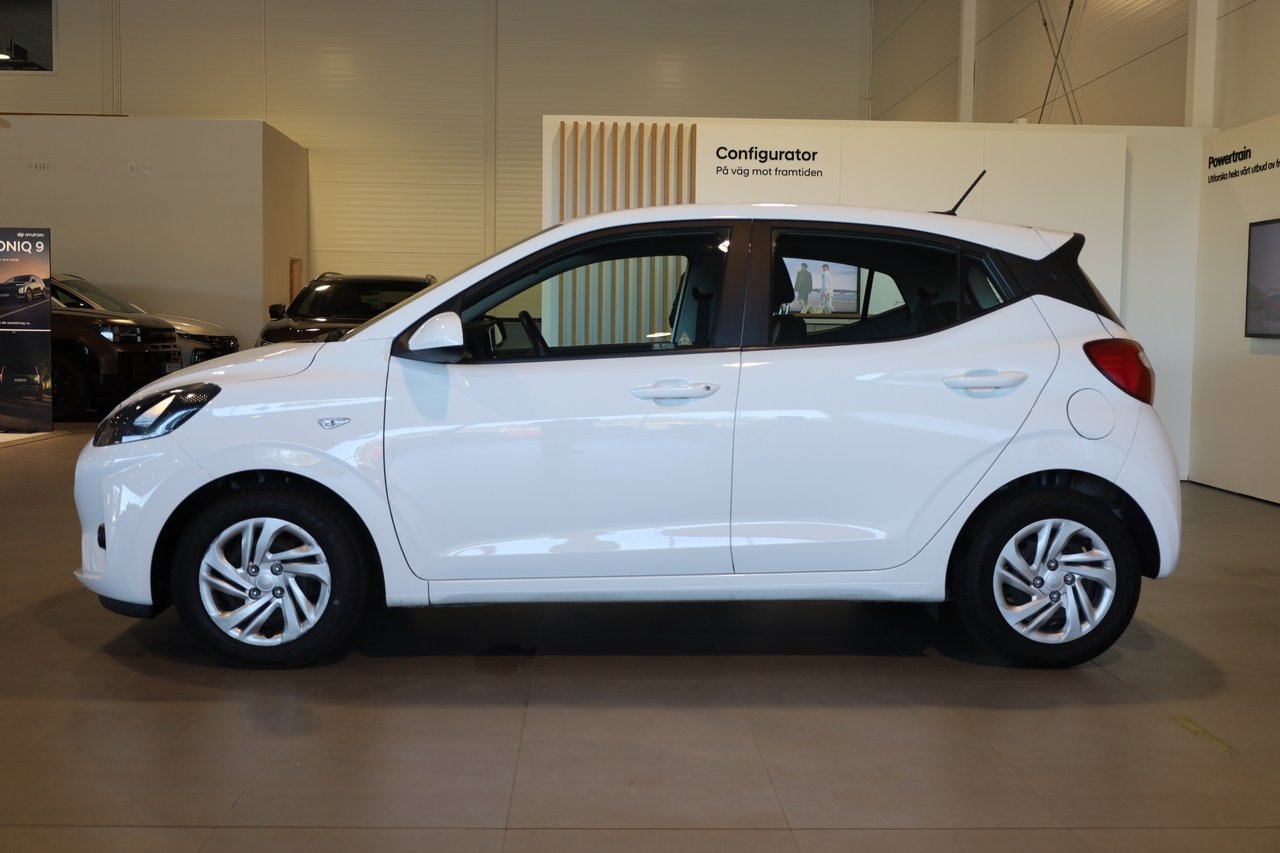 Hyundai i10 1.0 blue Essential 2024, bild 7/10