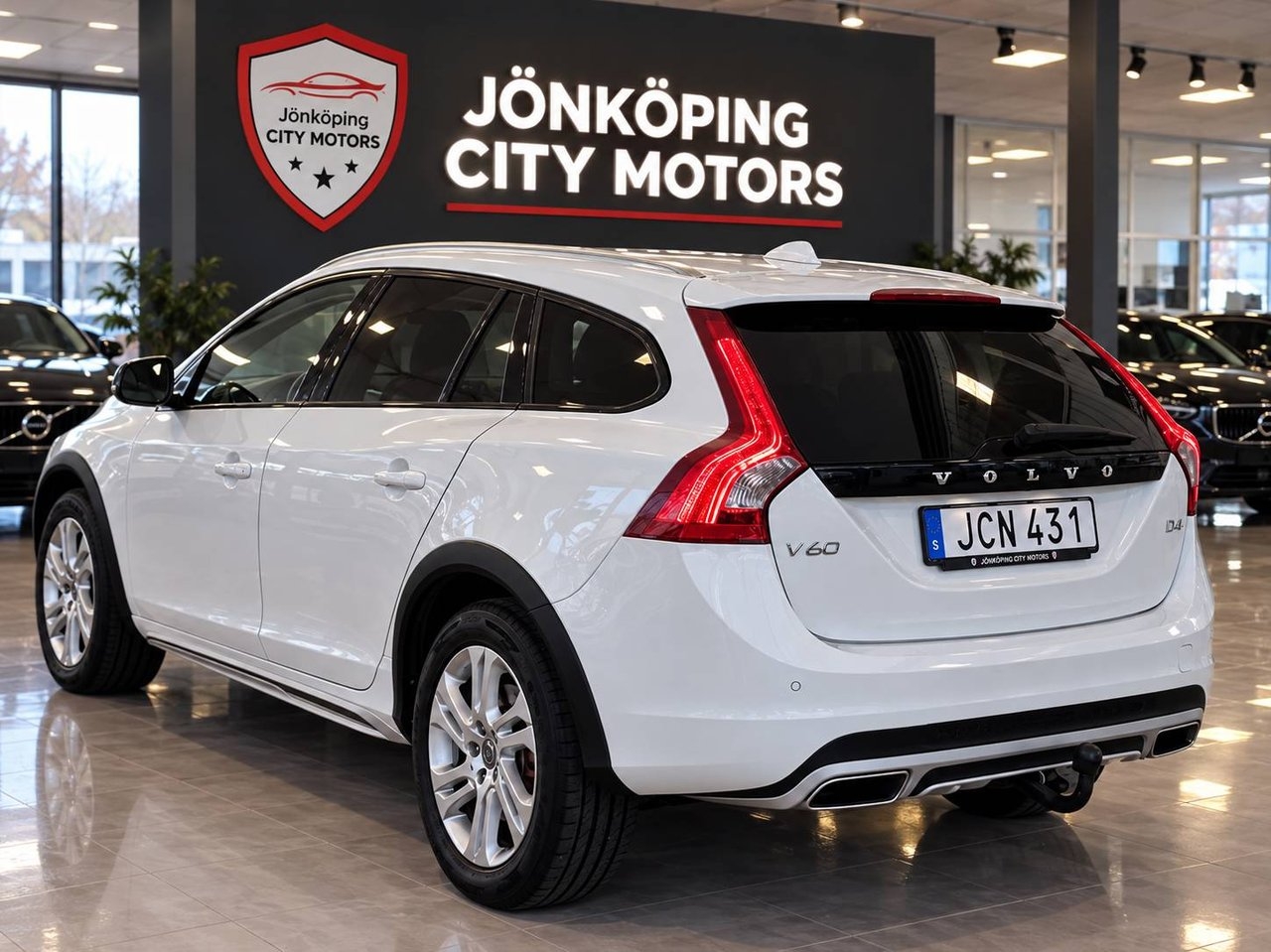 Volvo V60 Cross Country D4 2016, bild 2/10