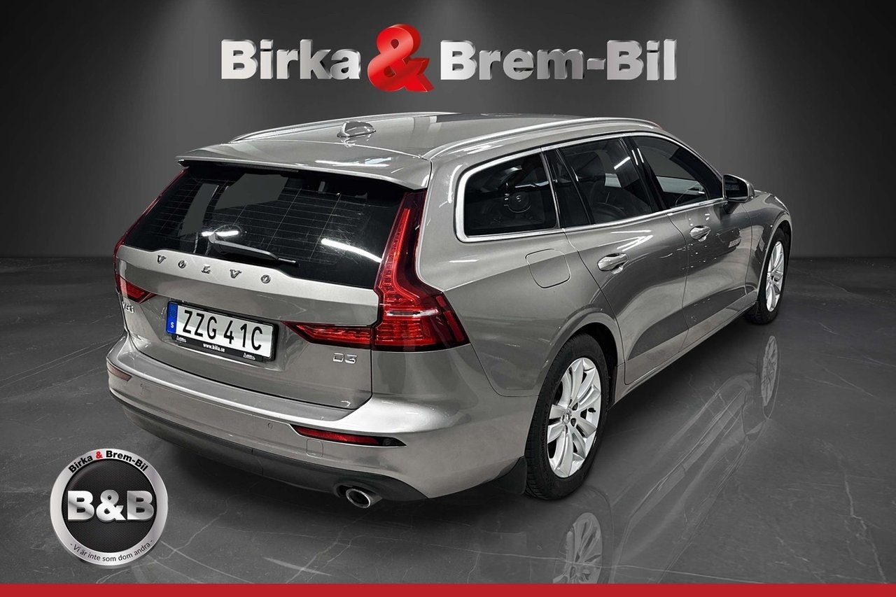 Volvo V60 D3 Momentum 2019, bild 2/20