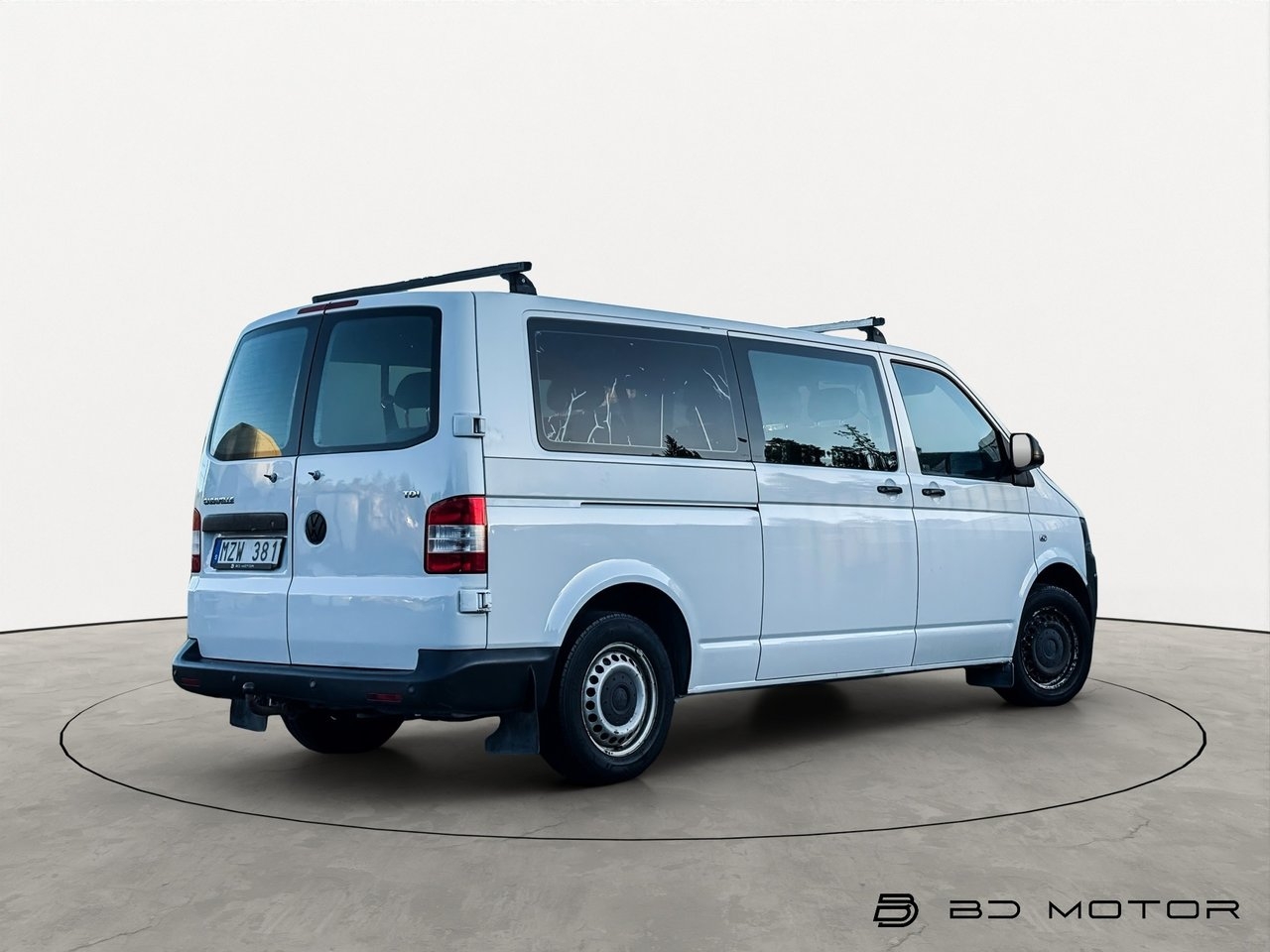 Volkswagen Caravelle 2011, bild 3/10