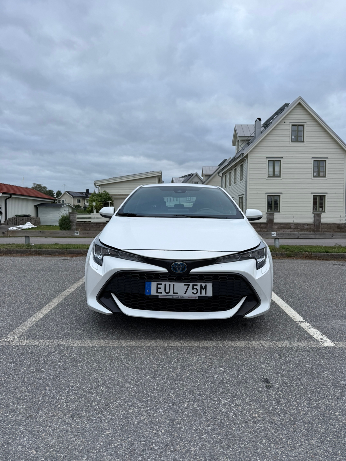 Toyota Corolla Hybrid e-CVT 2021, bild 4/7