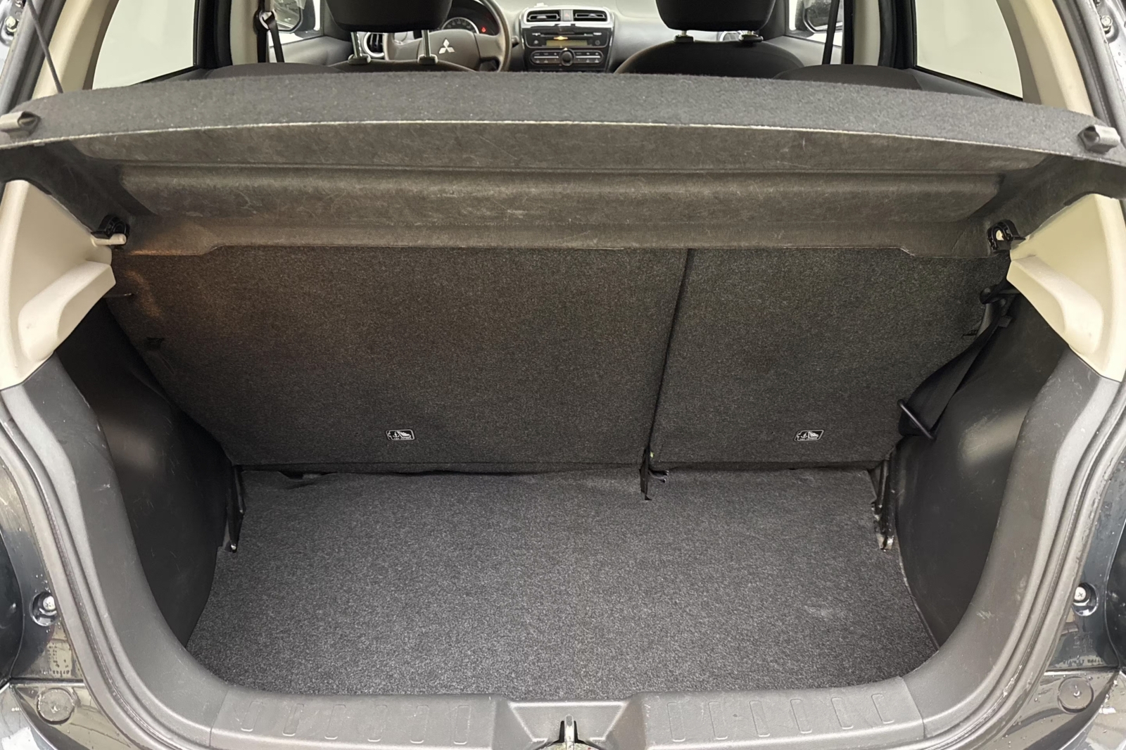 Mitsubishi Space Star 2015, bild 8/8