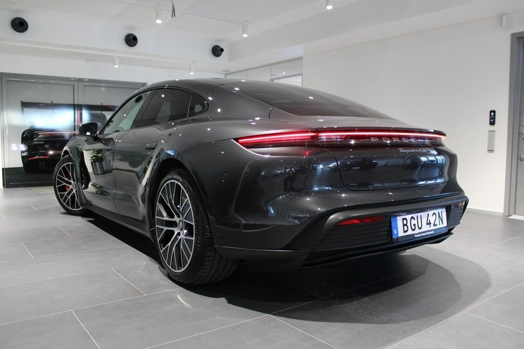 Porsche Taycan 4S 2022, bild 2/10