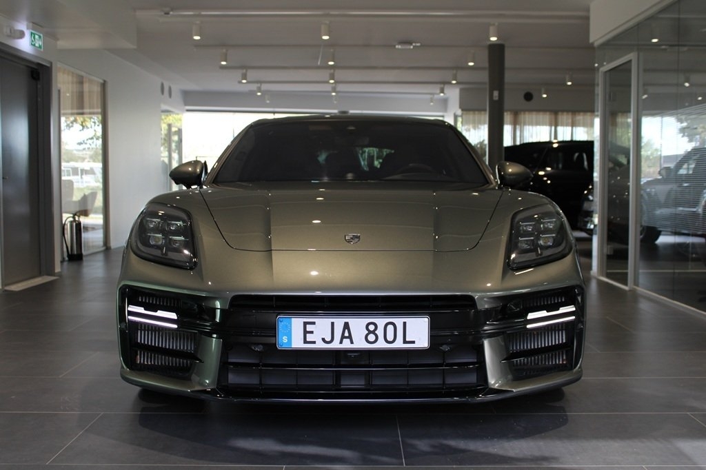 Porsche Panamera TURBO S E-HYBRID 2025, bild 3/10