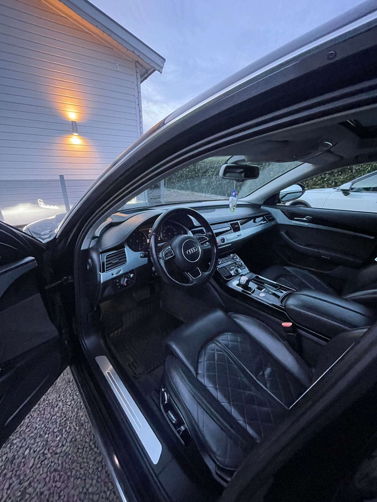 Audi A8 3.0 TDI 2015, kuva 3/9