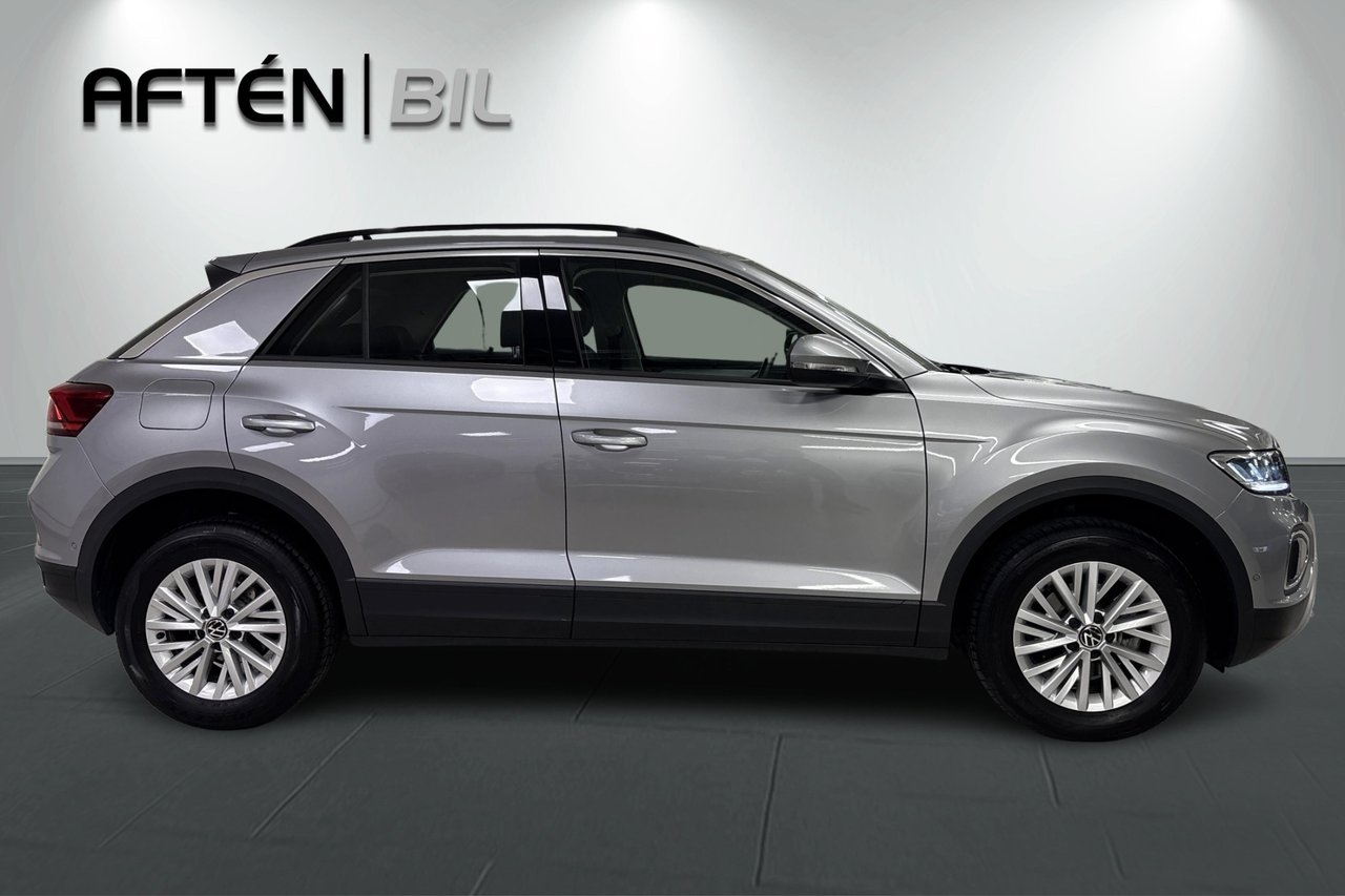 Volkswagen T-Roc 1.5 TSI DSG 2024, bild 6/10