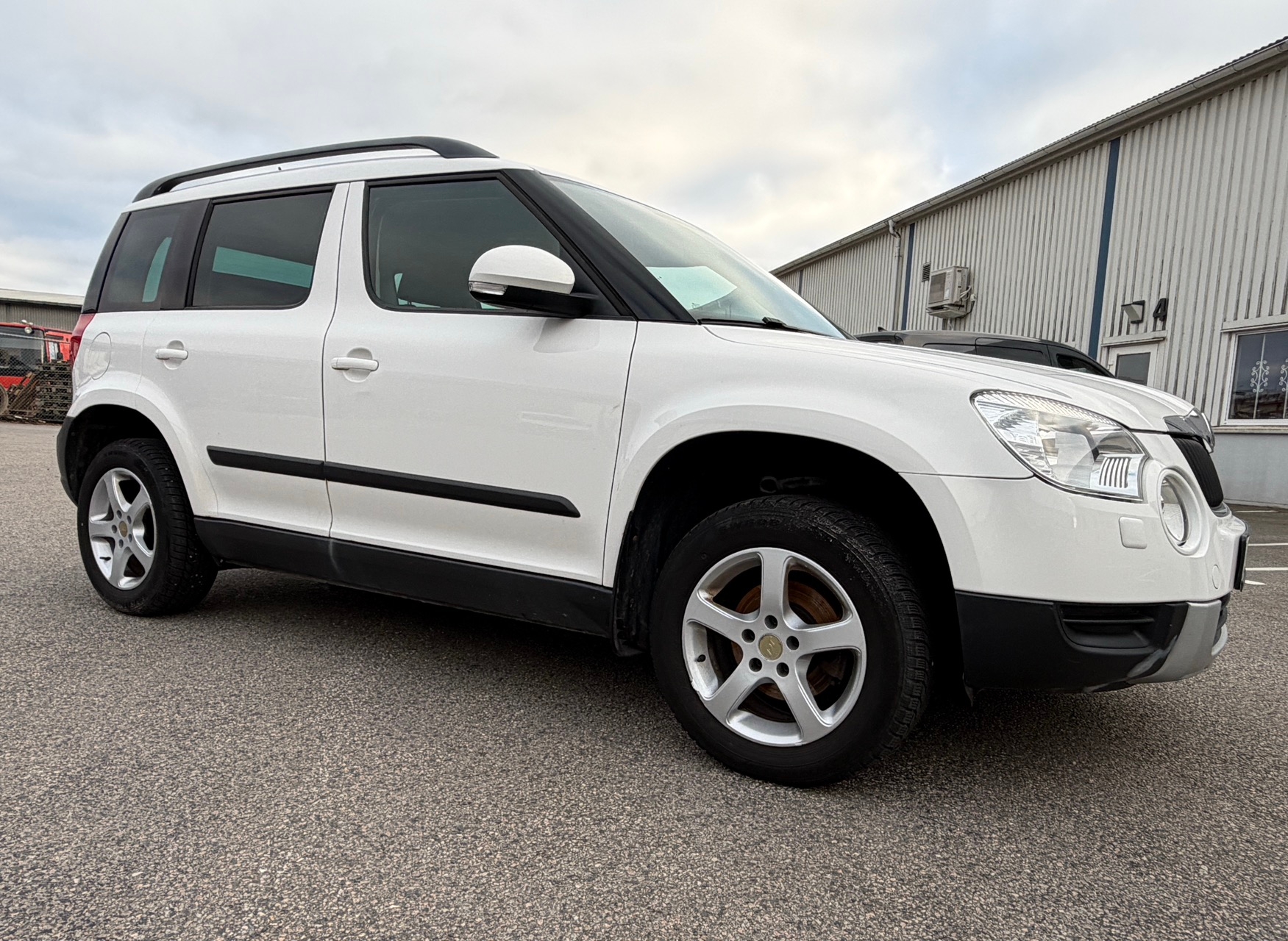 Skoda Yeti 1.2 TSI 2012, bild 3/8