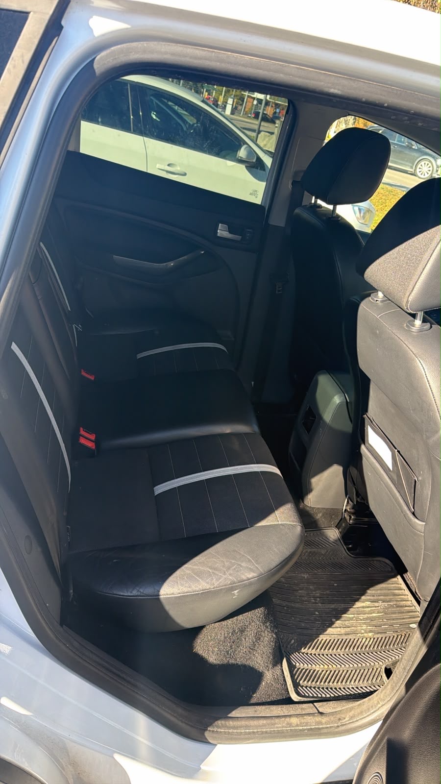 Ford Kuga 2.0 TDCi AWD Powershift 2012, bild 5/7