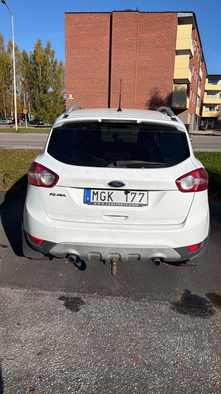 Ford Kuga 2.0 TDCi AWD Powershift 2012, bild 2/7