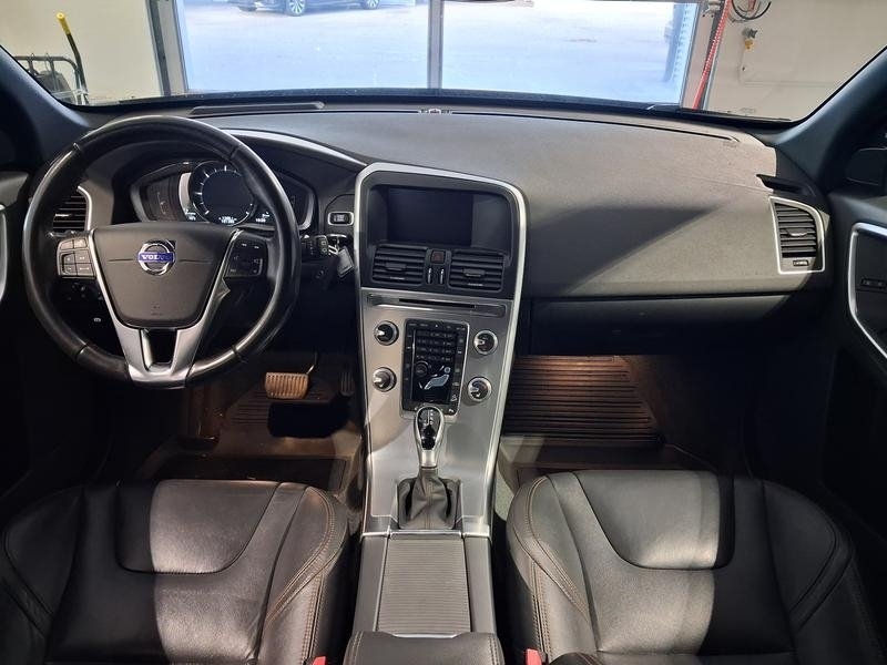 Volvo XC60 AWD D4 2017, bild 4/7