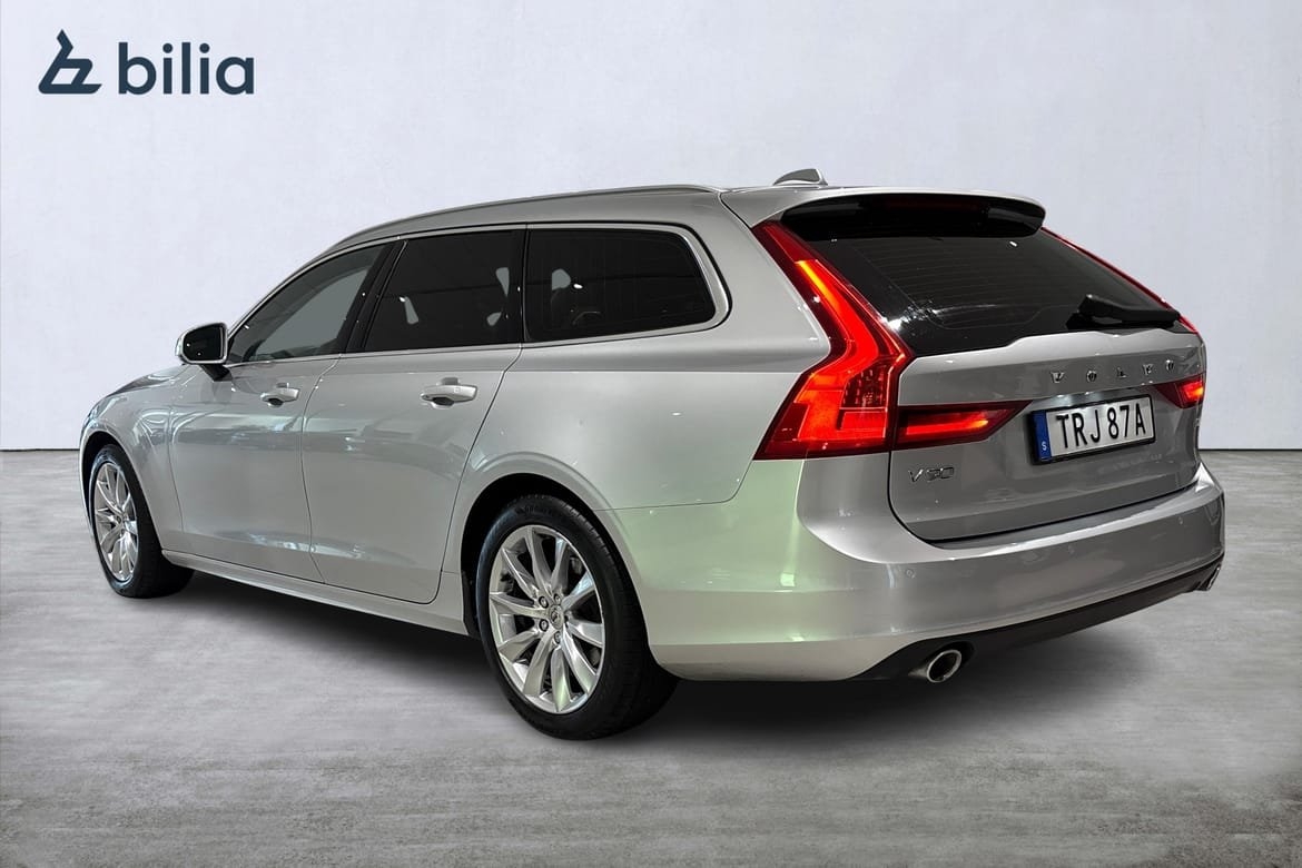 Volvo V90 D4 Momentum Advanced 2020, bild 2/10