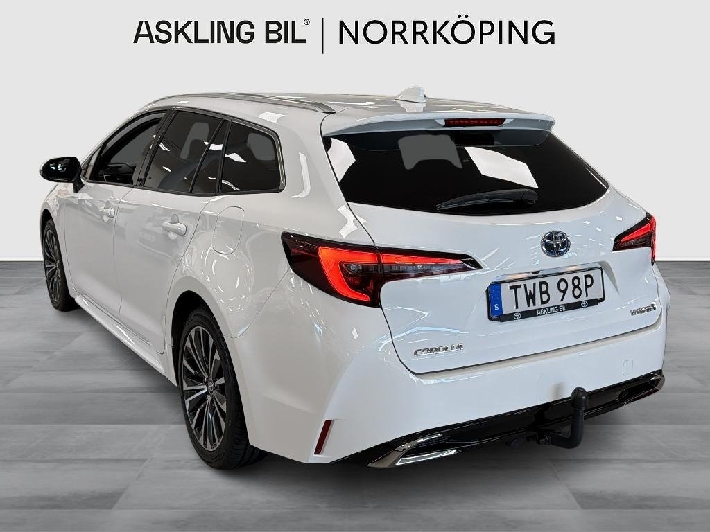 Toyota Corolla 2023, bild 2/10