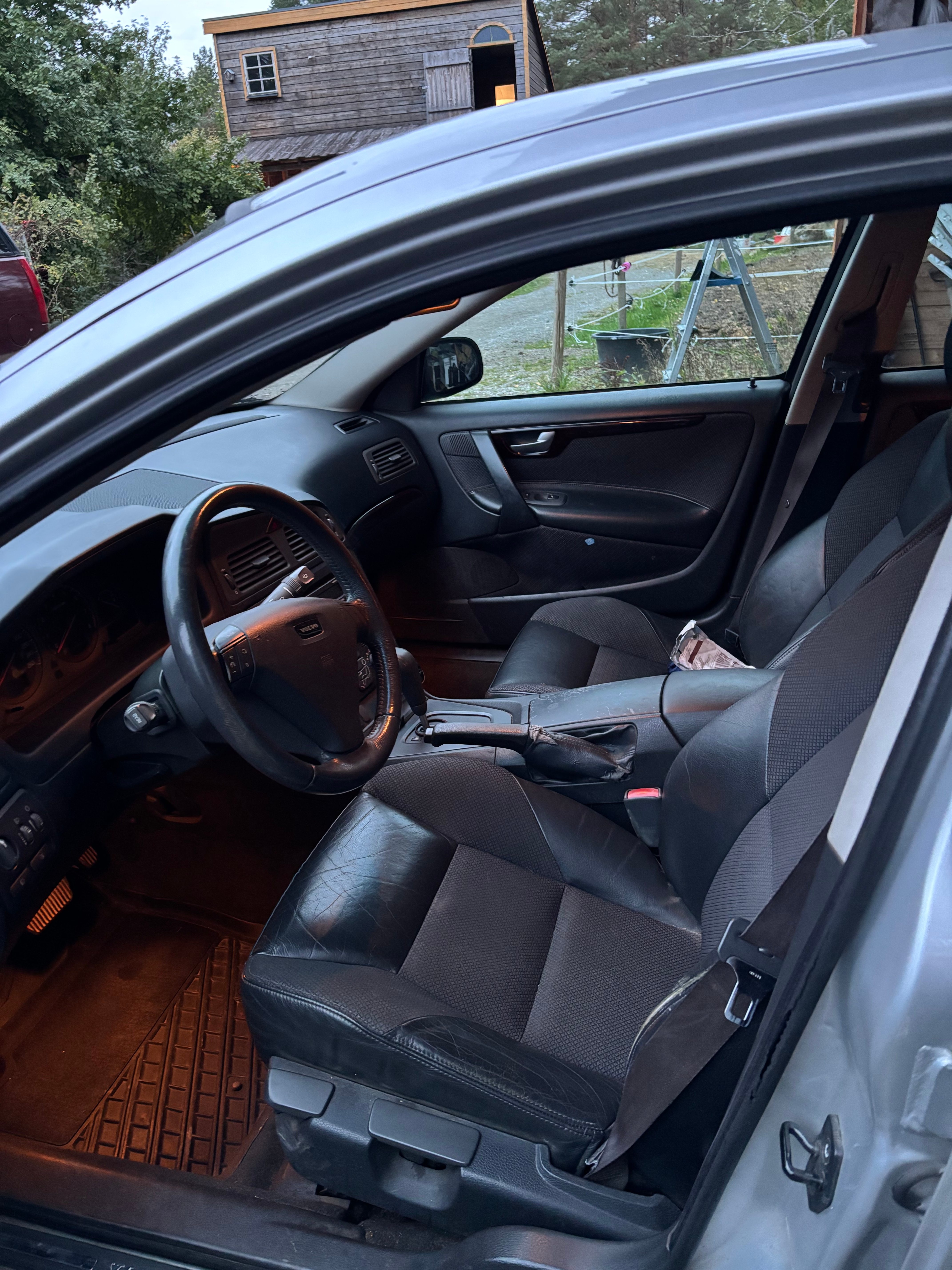 Volvo S60 2.4 Automatisk 2001, bild 6/9