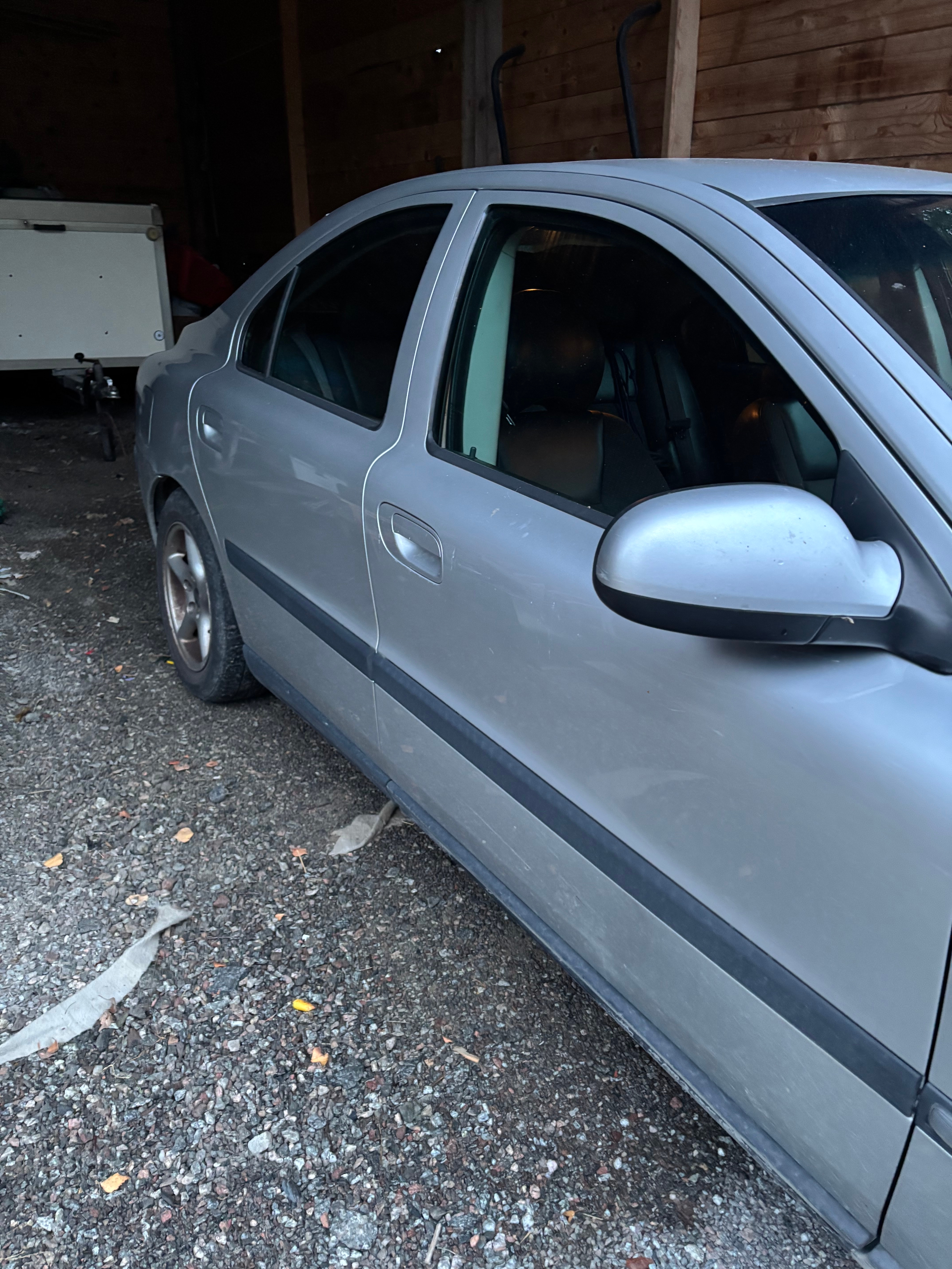 Volvo S60 2.4 Automatisk 2001, bild 5/9