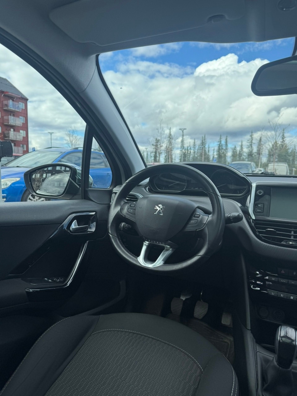 Peugeot 208 2017, bild 3/7
