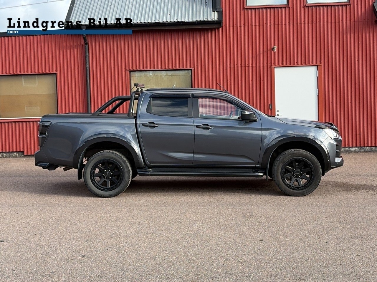 Isuzu D-max XRX Crew Cab 1.9 CNG 4WD 2023, bild 2/10