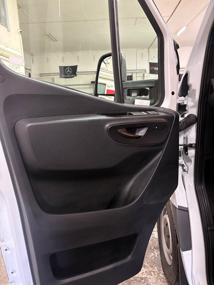 Mercedes-Benz Sprinter 2022, bild 5/10