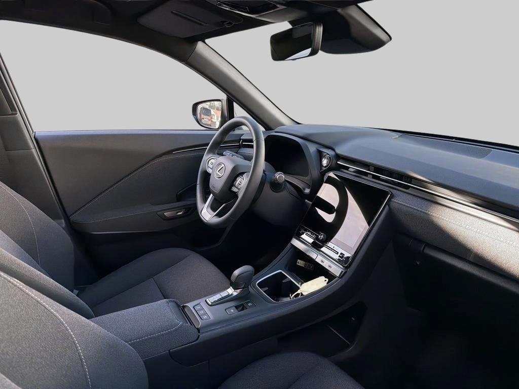 Lexus LBX 1.5 Hybrid Vinterhjul 2026, bild 6/10