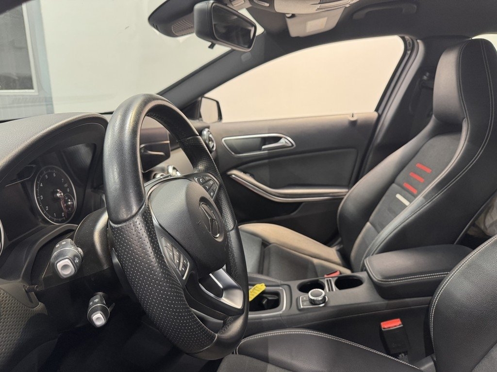 Mercedes-Benz A 2018, bild 7/18