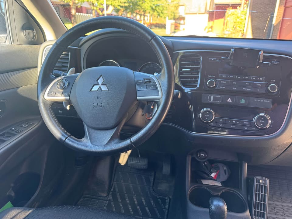 Mitsubishi Outlander 2.2 DI-D 2013, bild 5/7
