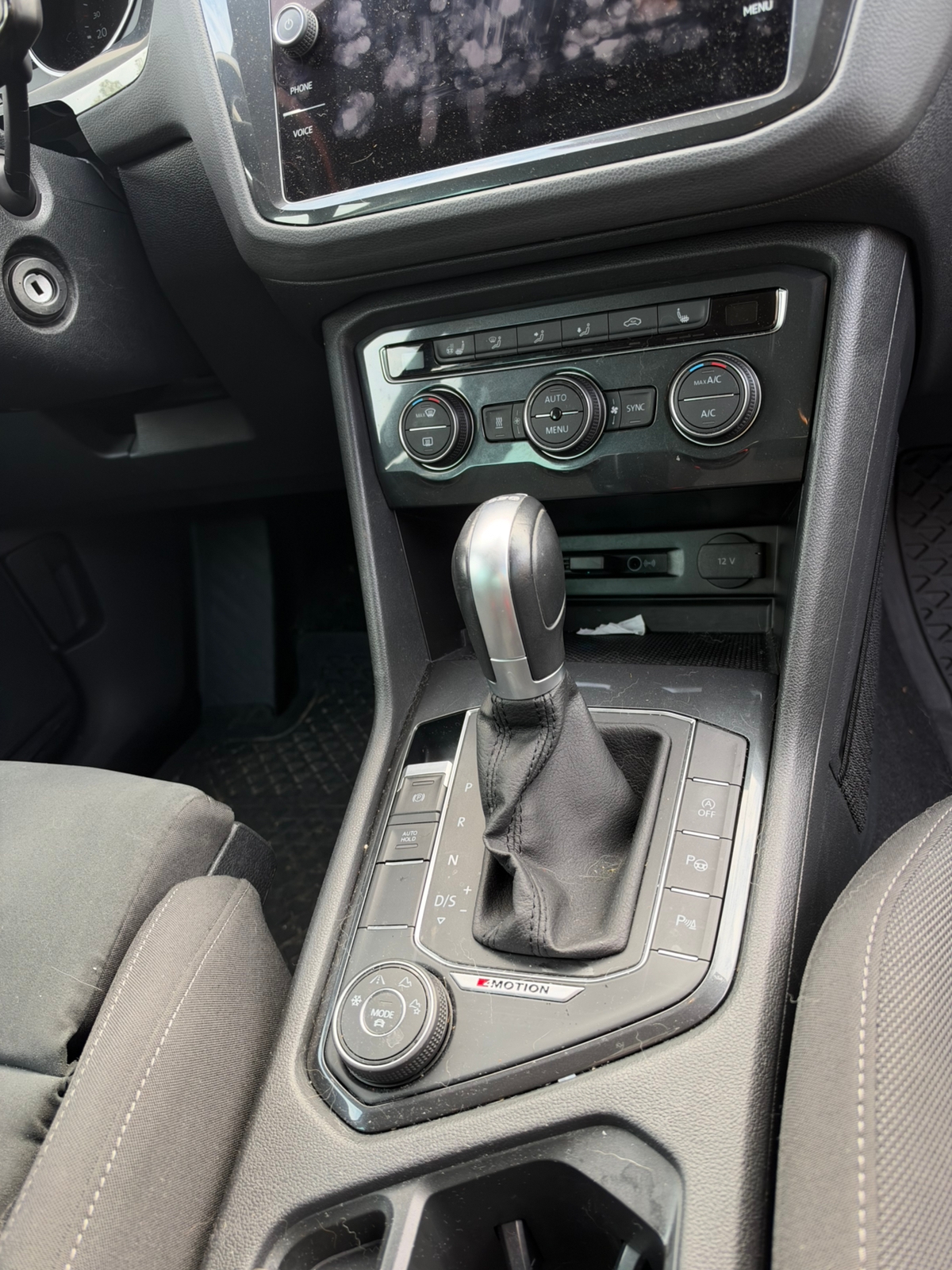 Volkswagen Tiguan 2019, bild 5/6