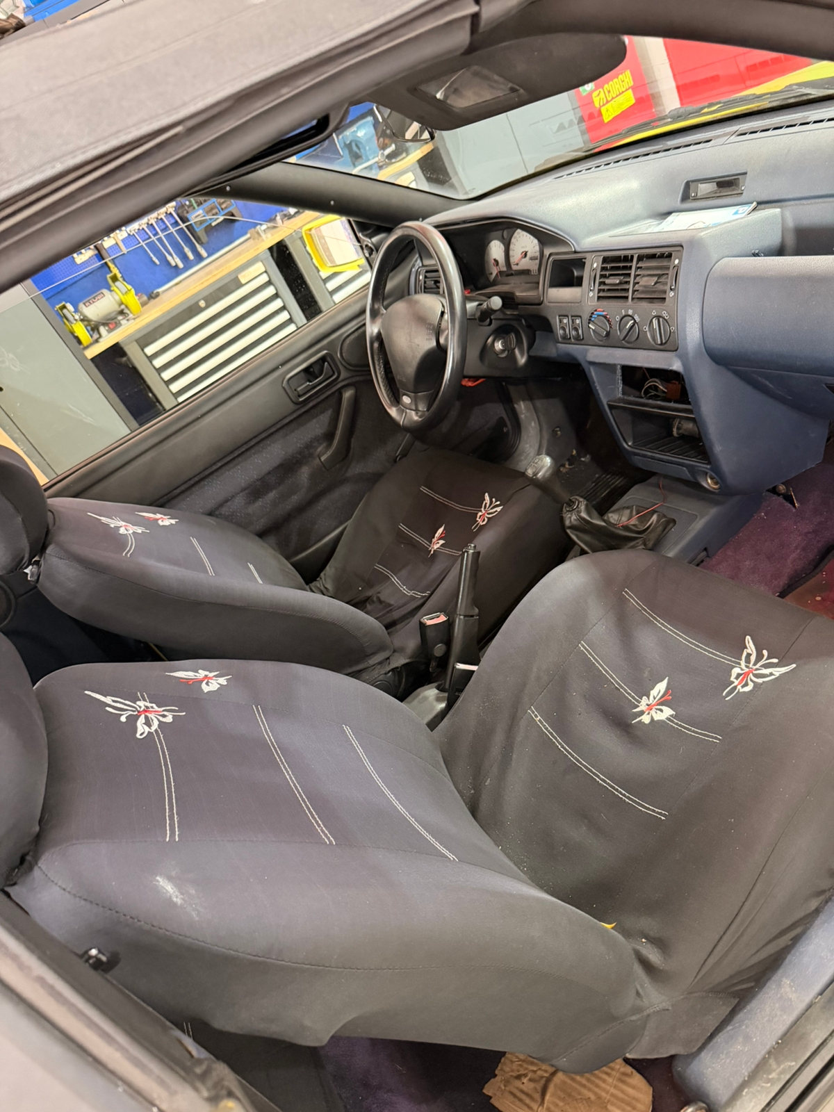 Ford Escort Cabriolet 1.6 Manuell 1994, bild 4/4