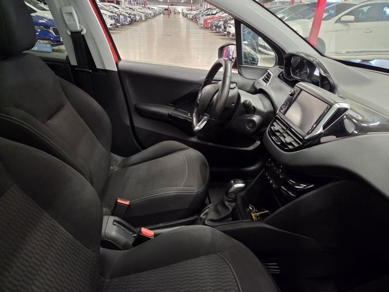 Peugeot 208 2017, bild 4/10
