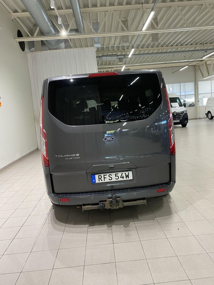 Ford Tourneo Custom 320 2.0 EcoBlue 2022, bild 4/10