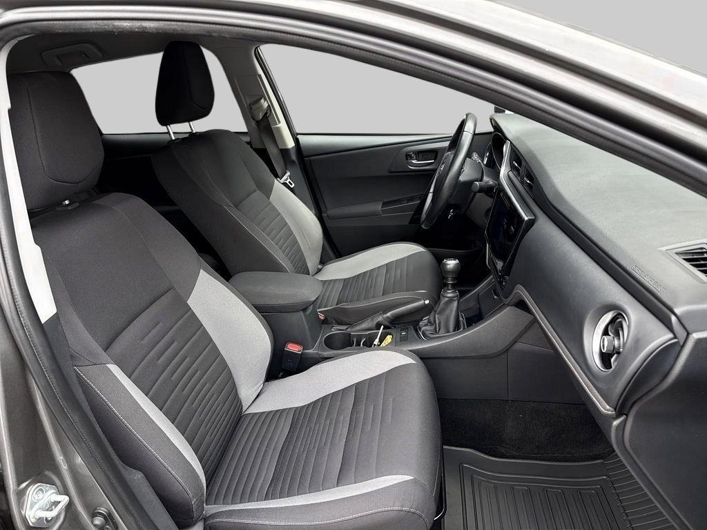 Toyota Auris 1,2T 5D ACTIVEPLUS DRAGKROK 2016, bild 6/10