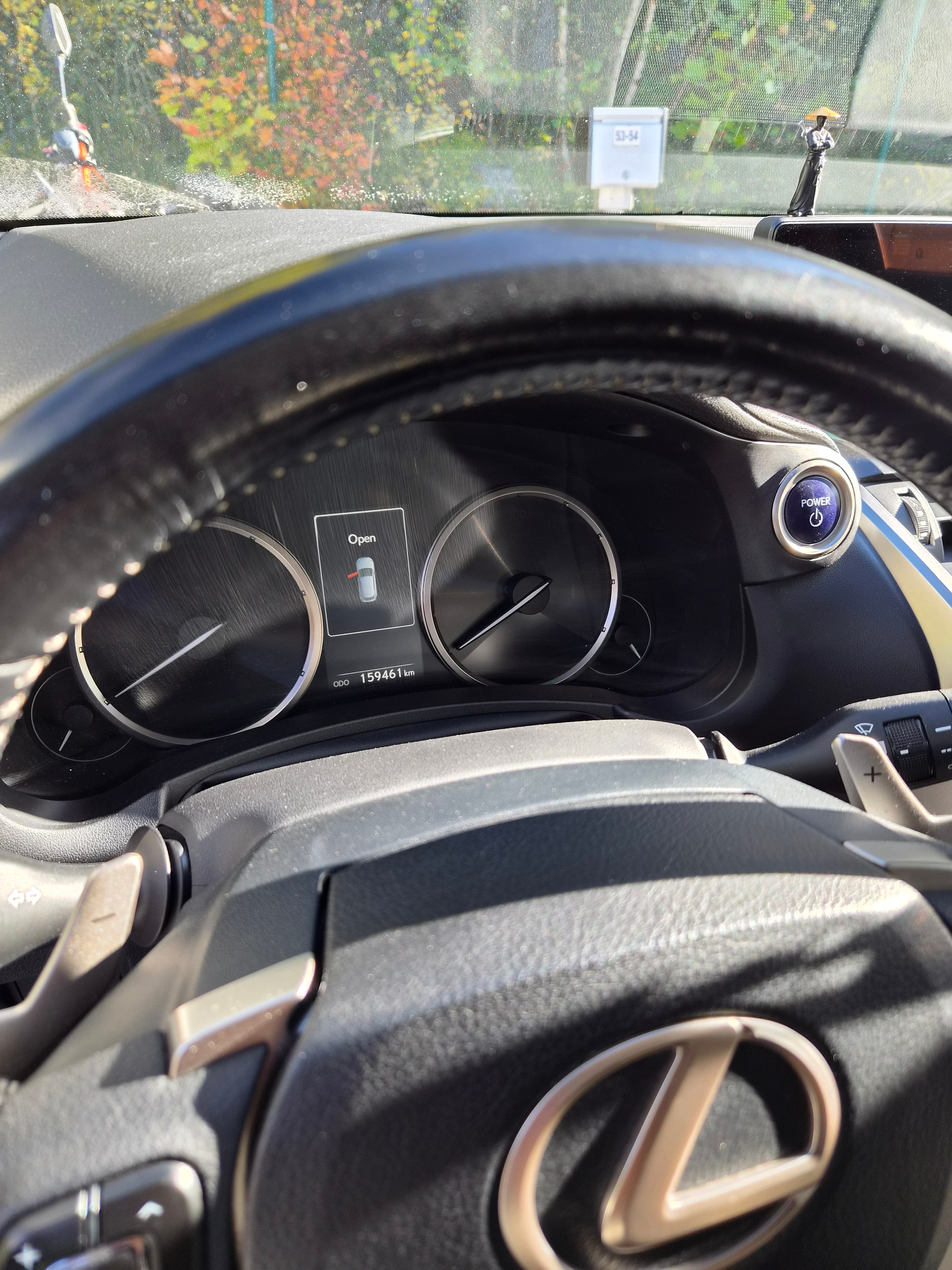 Lexus NX 300h AWD 2.5 AWD E-CVT 2018, bild 5/10