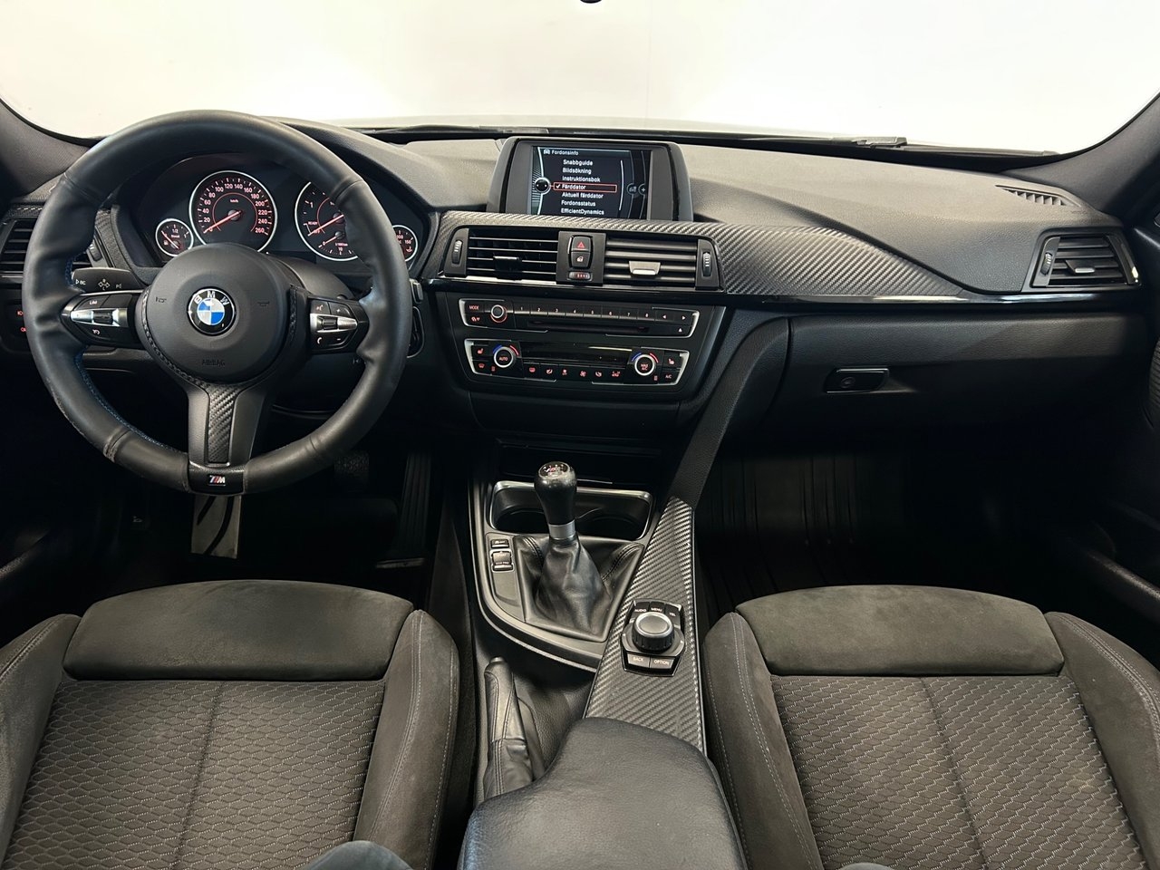 BMW 320 2014, bild 6/10