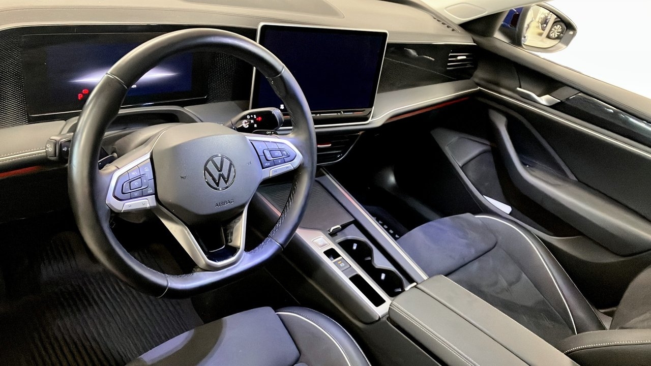 Volkswagen Passat 2025, bild 7/10