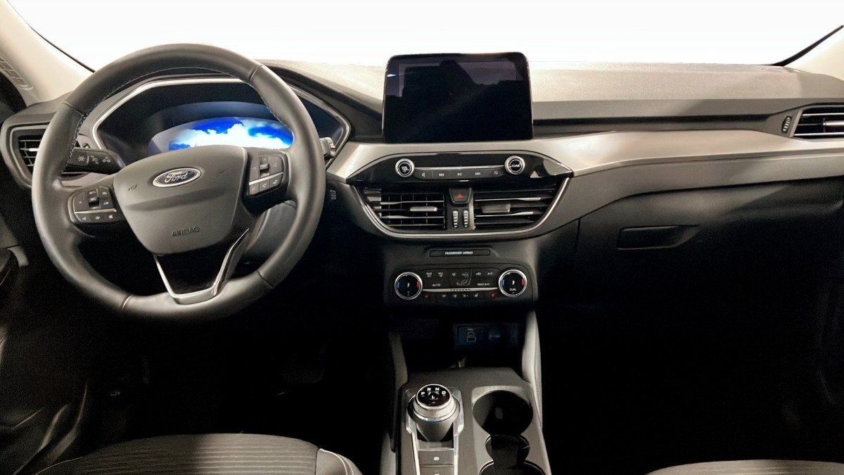 Ford Kuga Titanium PHEV 225hk Automat 2024, bild 4/9