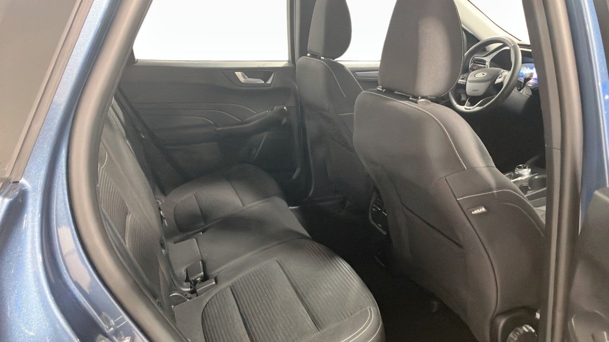 Ford Kuga Titanium PHEV 225hk Automat 2024, bild 5/9