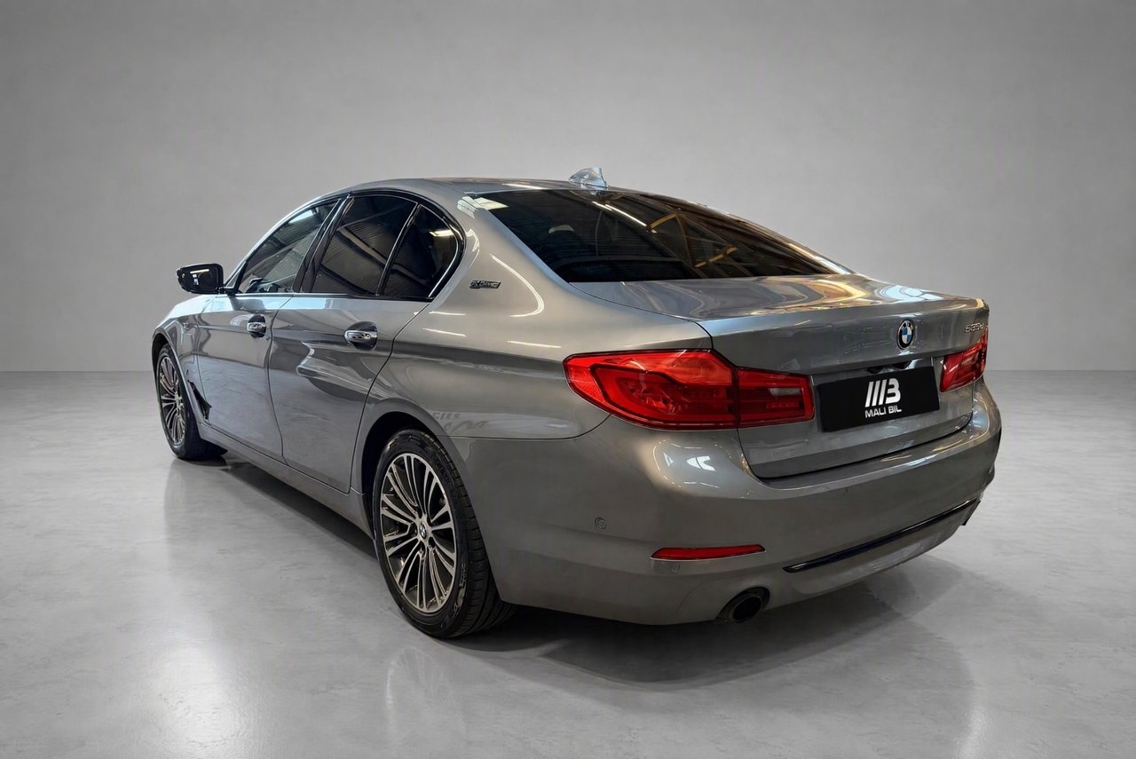 BMW 530 2017, bild 6/10