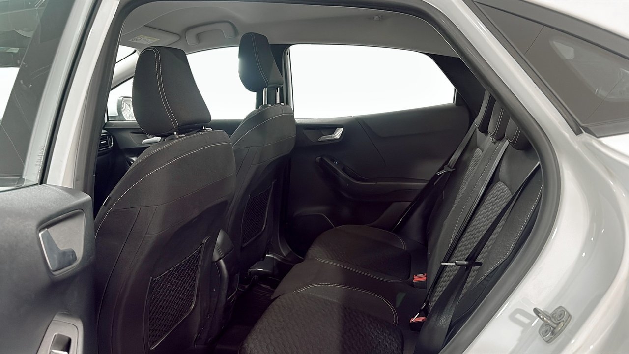 Ford Puma 1.0 EcoBoost Hybrid Titanium 2023, photo 4/12