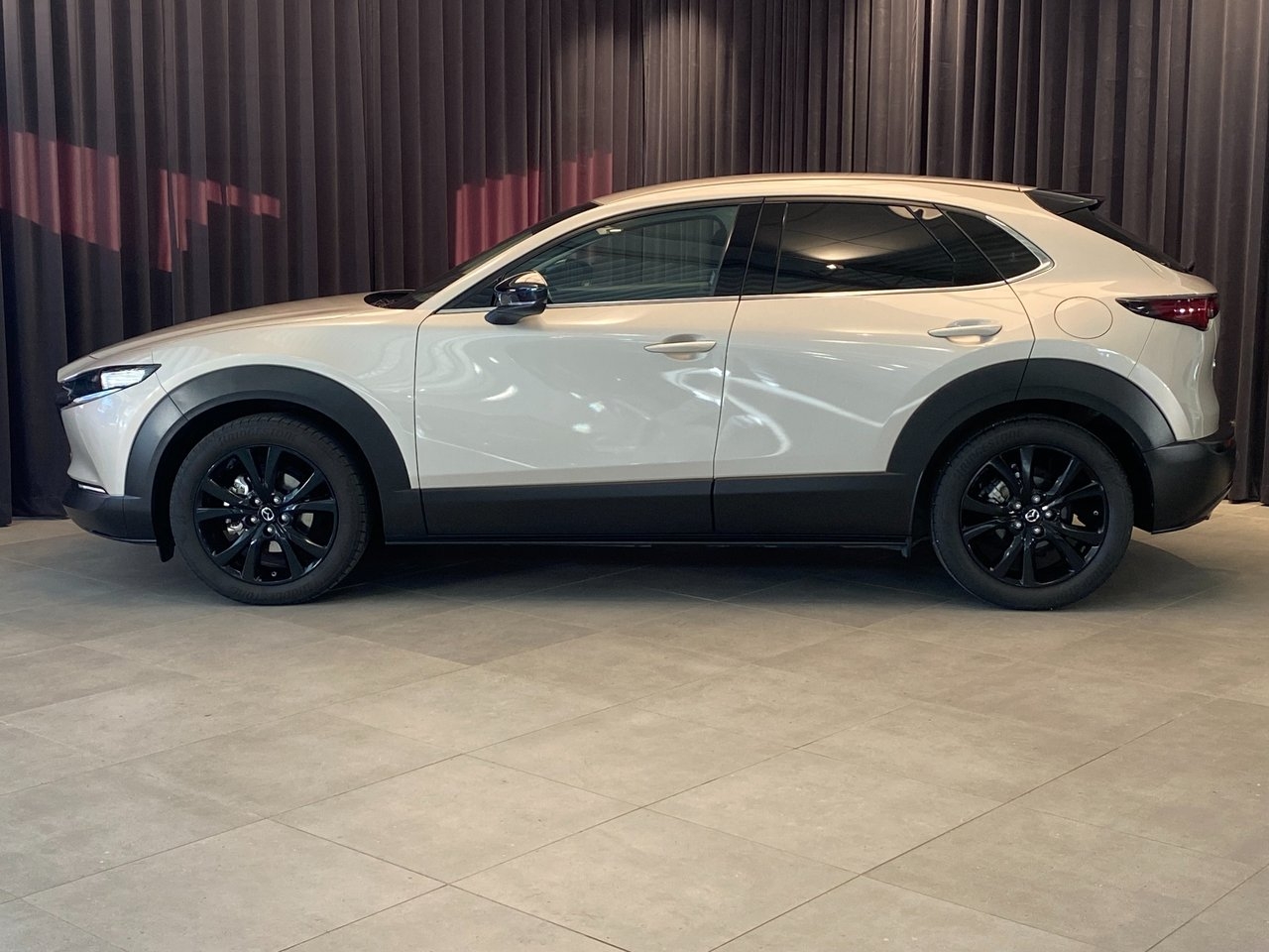 Mazda CX-30 2022, bild 3/10