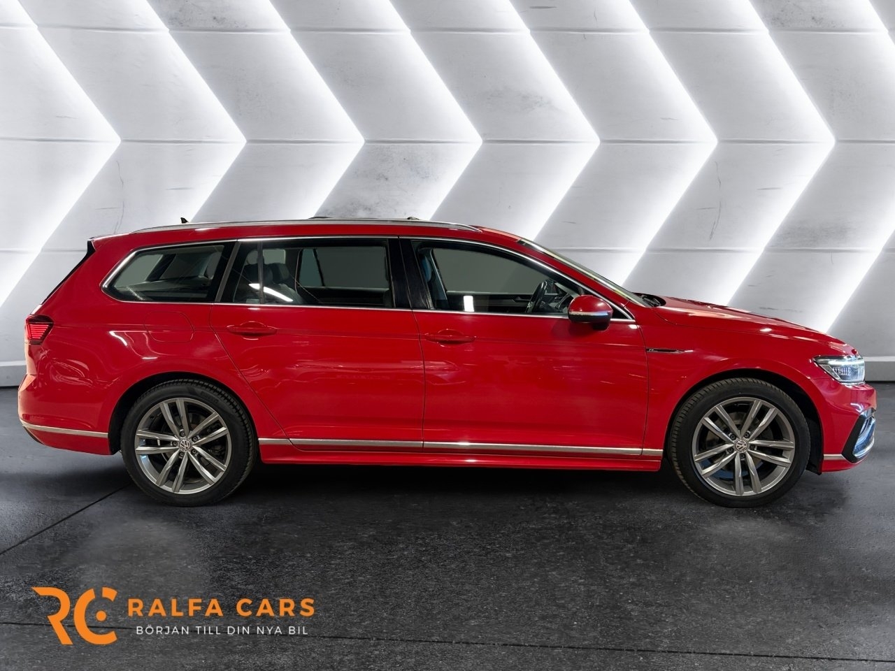 Volkswagen Passat 2020, bild 6/10