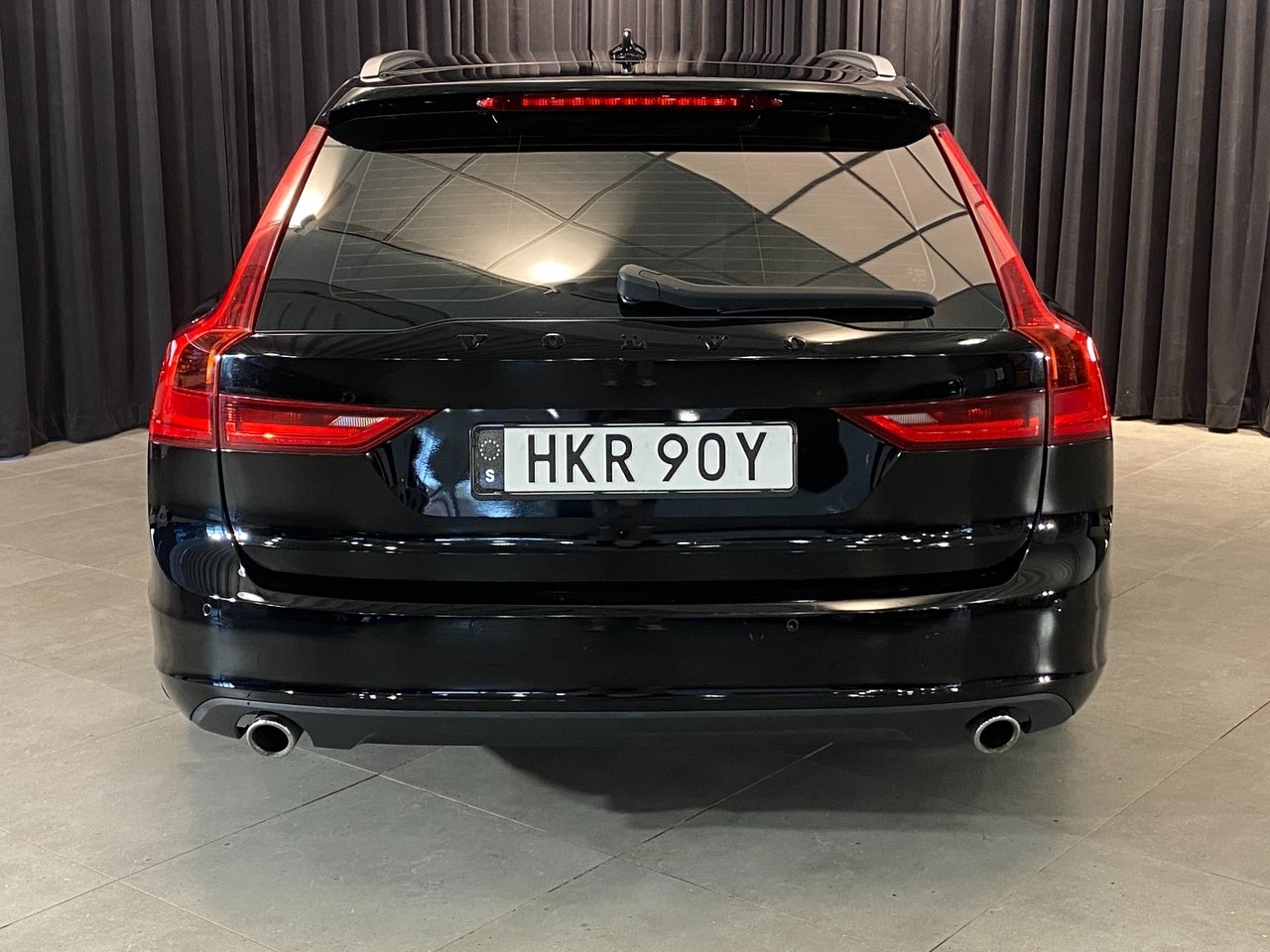 Volvo V90 2020, bild 2/10