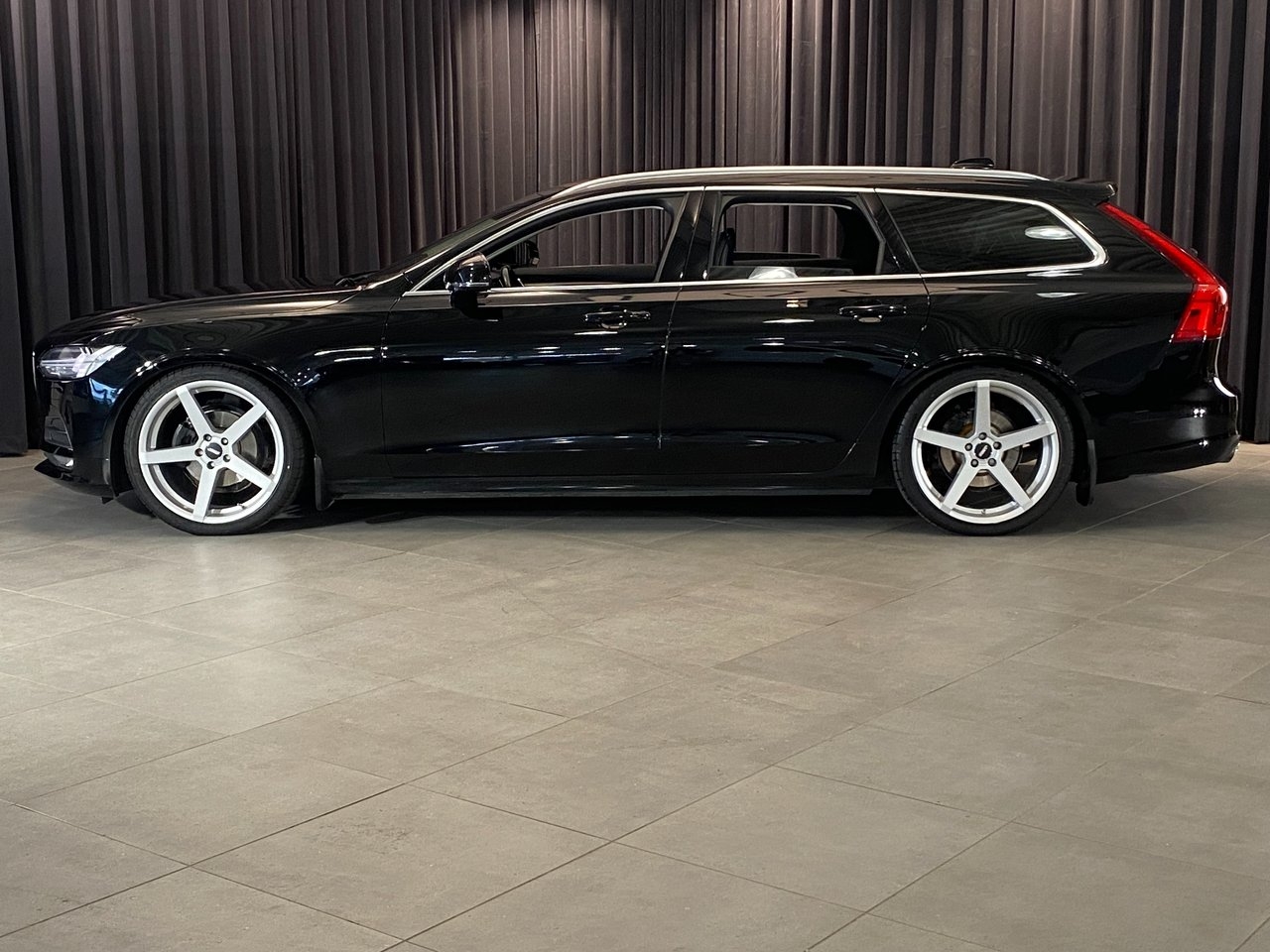Volvo V90 2020, bild 3/10