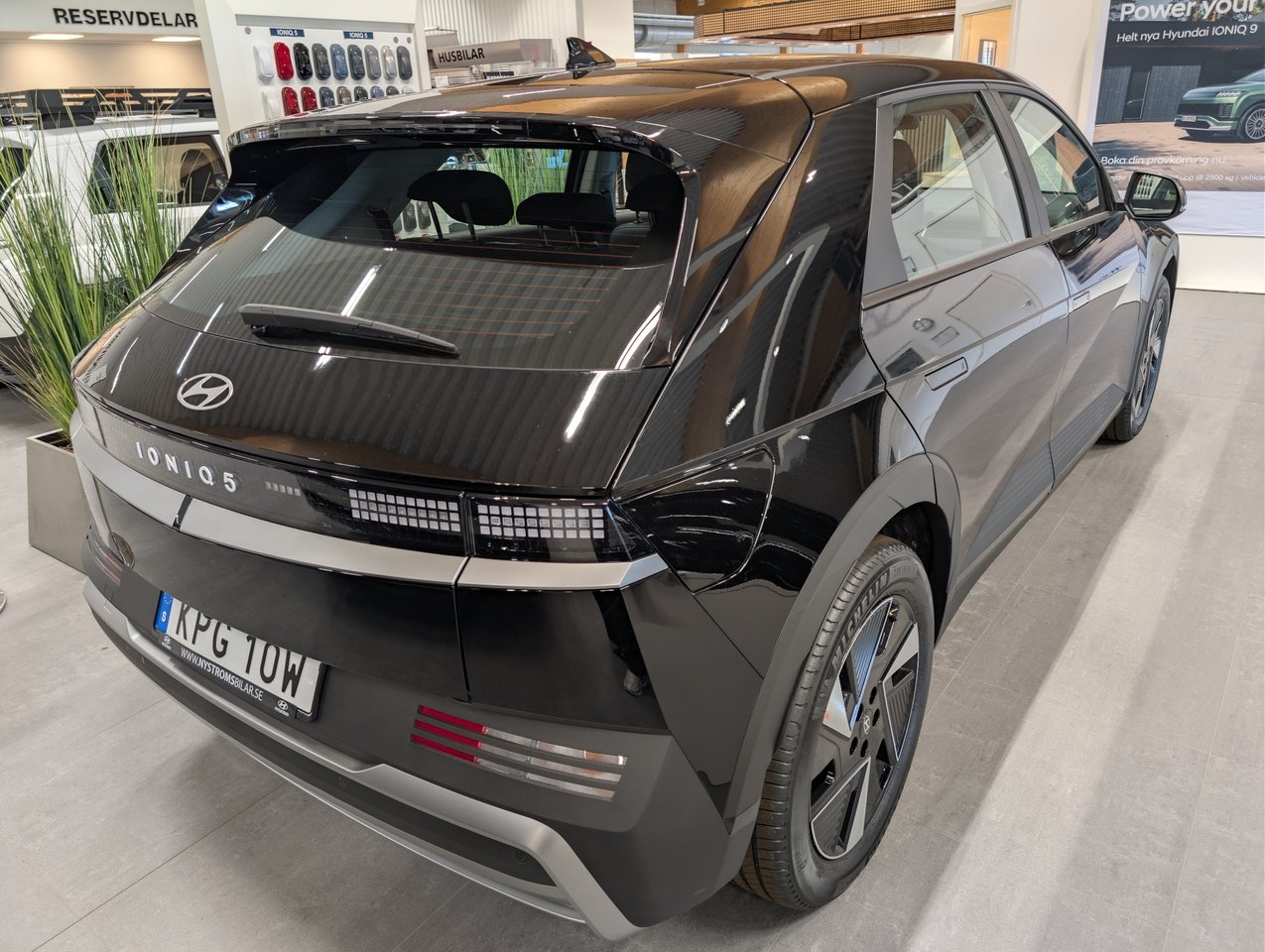 Hyundai Ioniq 5 RWD 84 kWh Essential 2026, bild 3/10