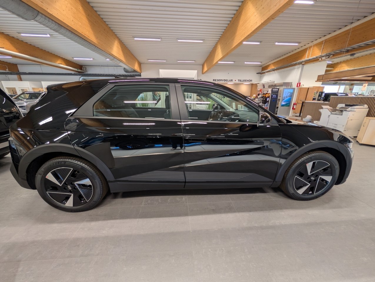 Hyundai Ioniq 5 RWD 84 kWh Essential 2026, bild 2/10