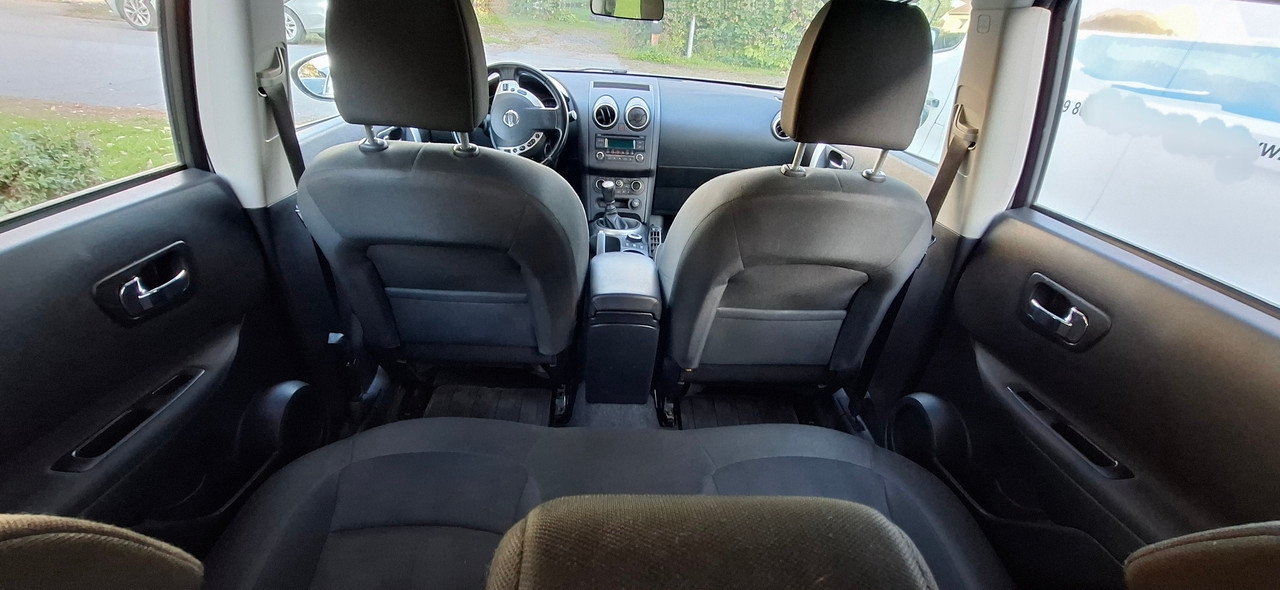 Nissan Qashqai 2.0 2012, bild 6/7