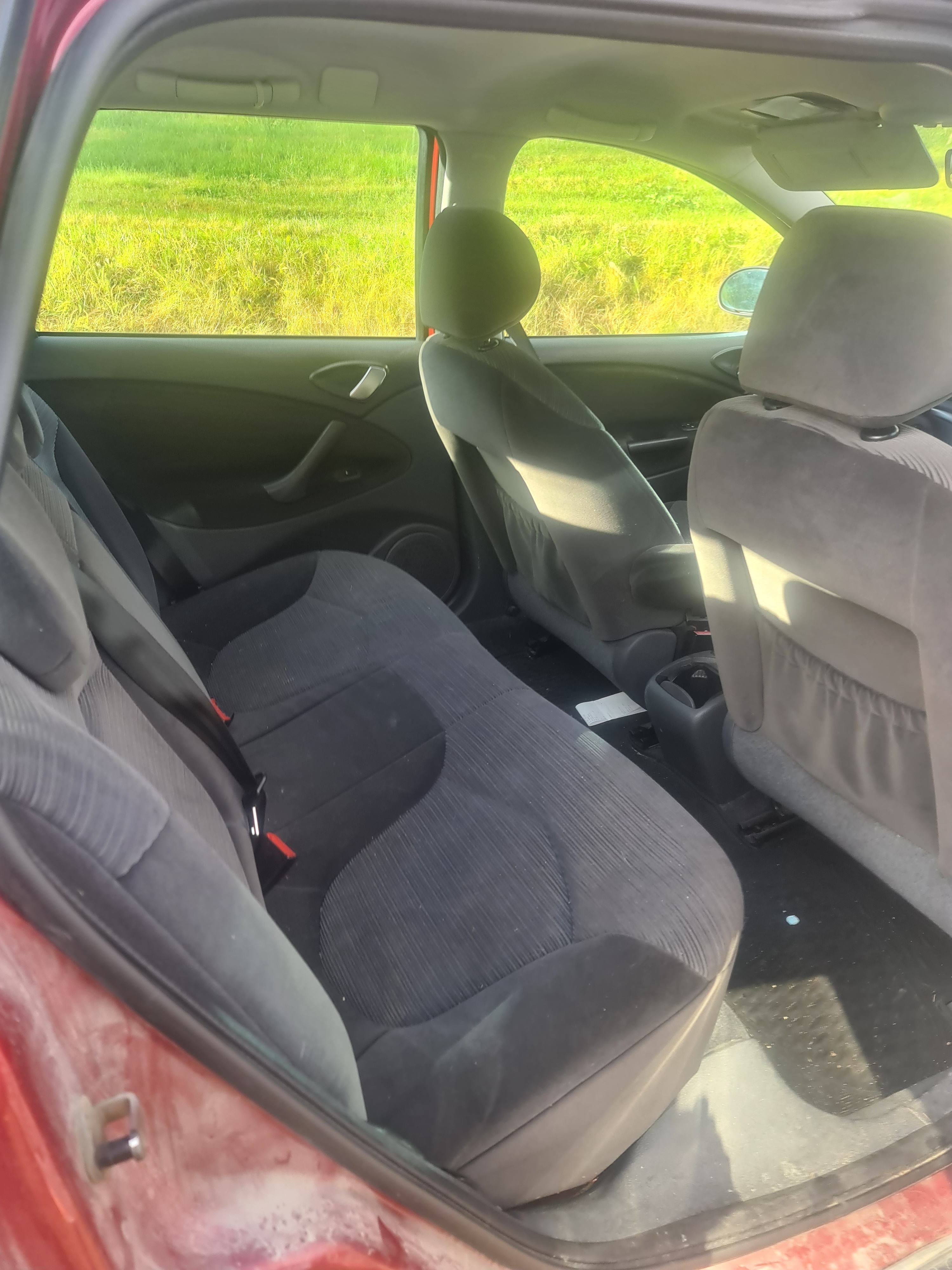Citroen C5 Wagon 1.6 HDiF Manuell 2008, bild 4/4