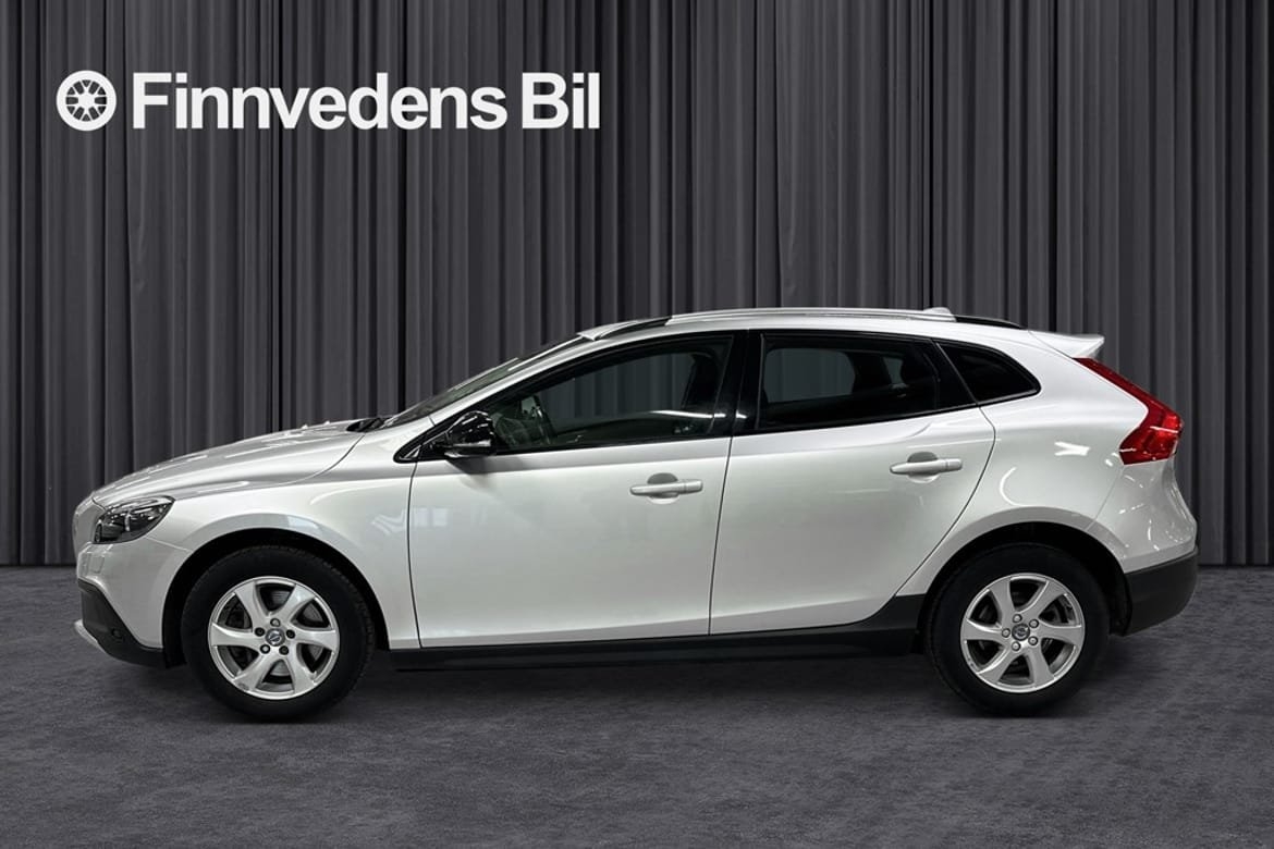 Volvo V40 Cross Country T3 Momentum BE 2016, bild 2/10