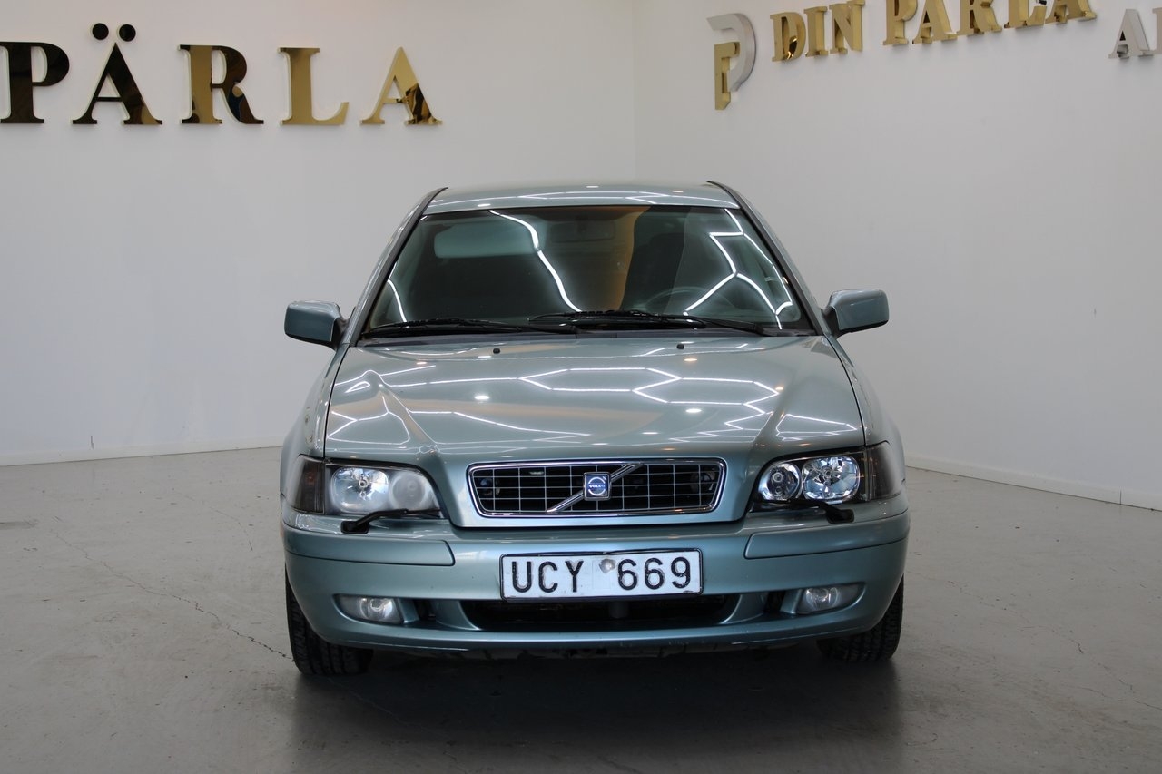 Volvo S40 2.0T Lågmil Kamrem Bytt Drag 2004, bild 2/10
