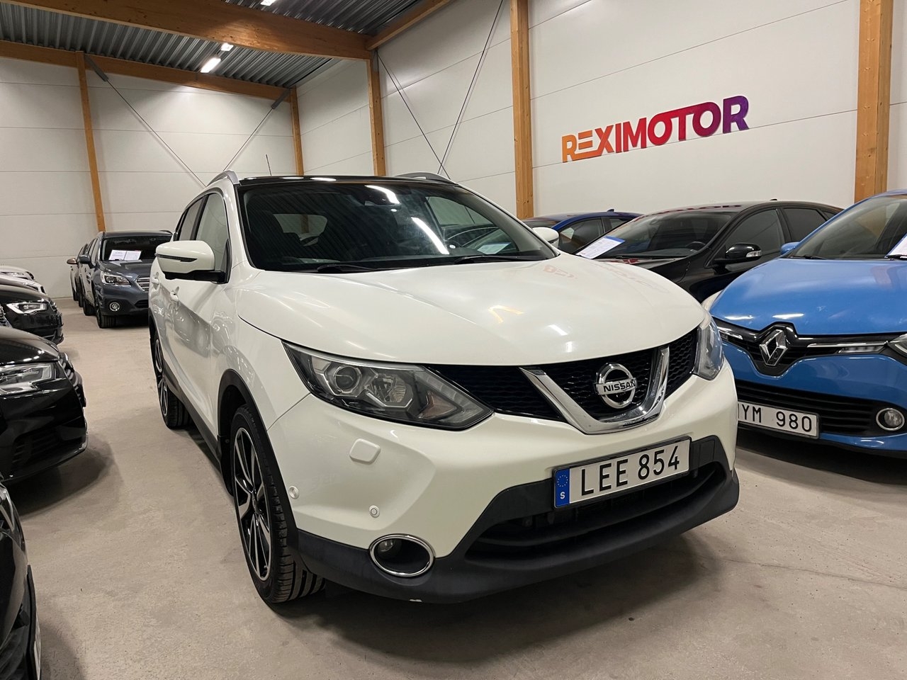 Nissan Qashqai 2016, bild 2/10