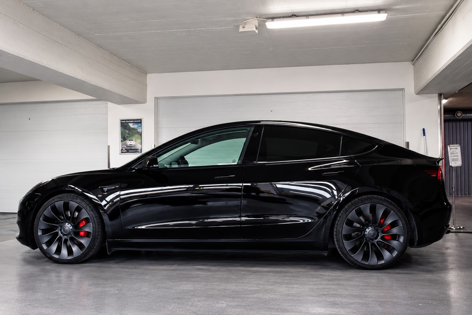 Tesla Model 3 Performance 2021, bild 6/9