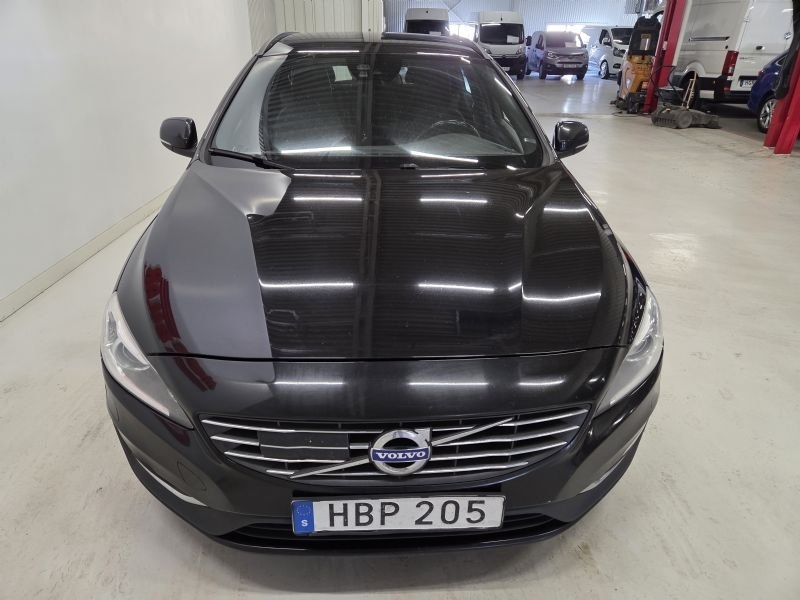 Volvo V60 D4 Momentum 2016, bild 2/10